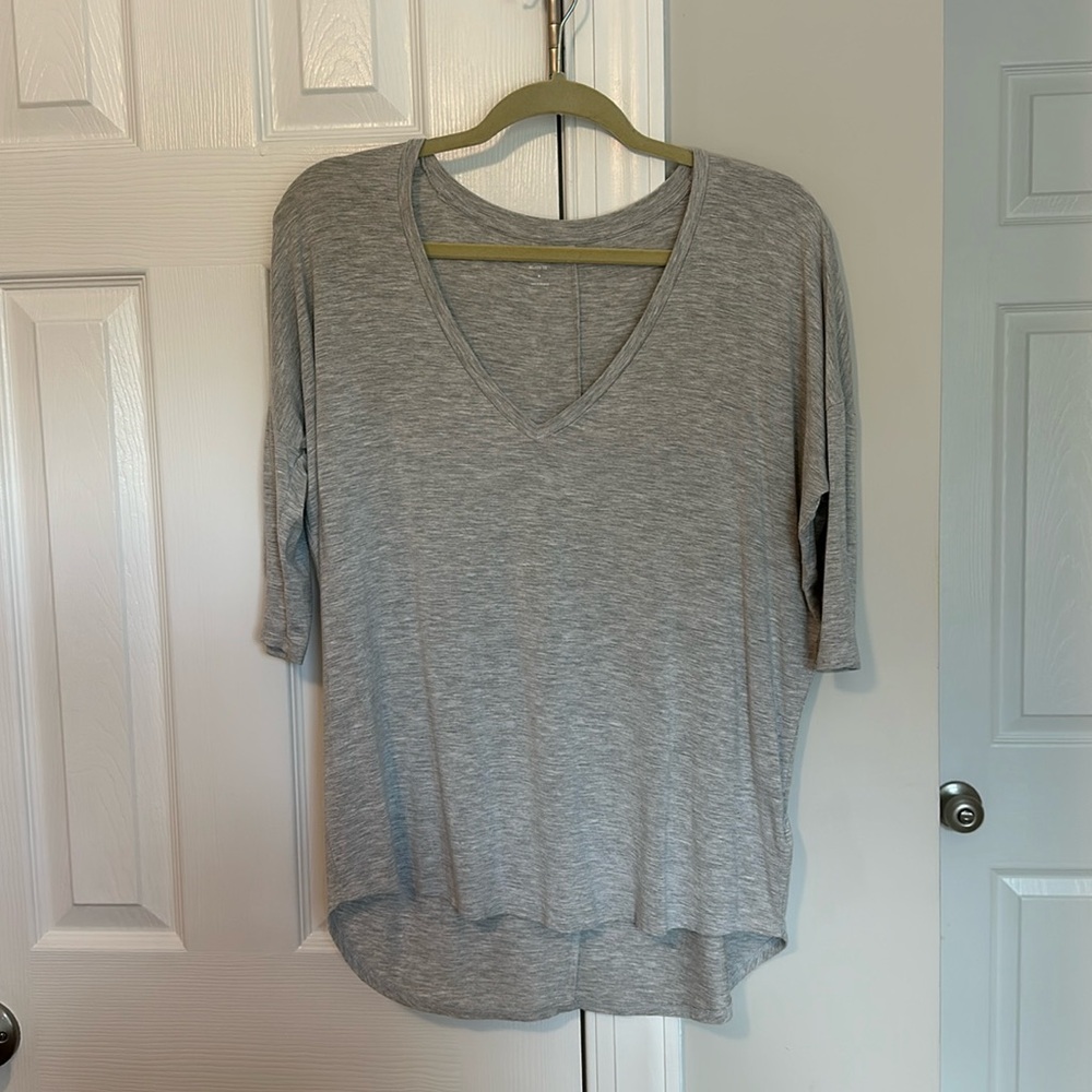 Express Grey Heathered V Neck High Low Dolman Short Sleeve Top Size M